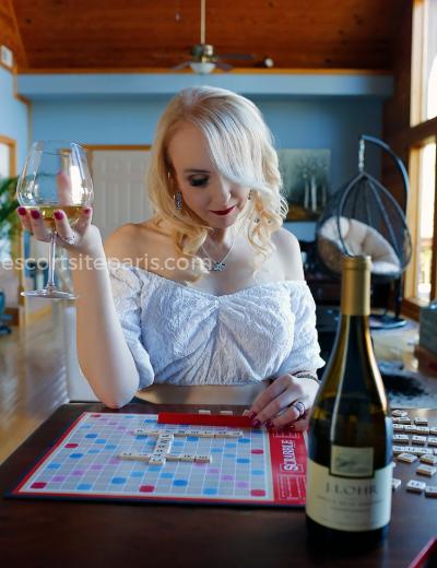 Escort Claire Carraway - Photo  8 №655