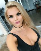 Проститутка Arya